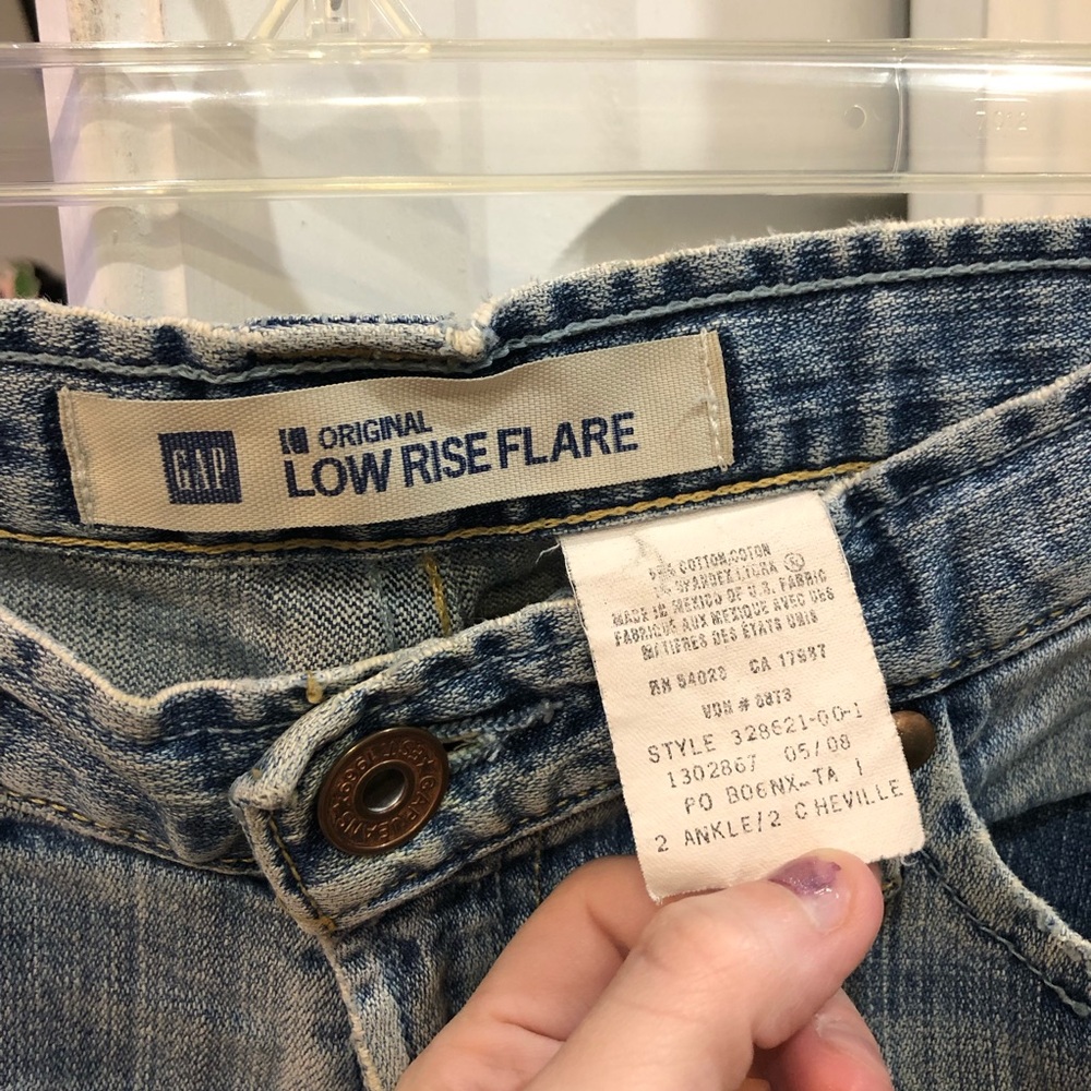 VINTAGE Y2K GAP Original Low Rise Flare Light Wash Distressed Denim Jeans - Picture 3 of 8